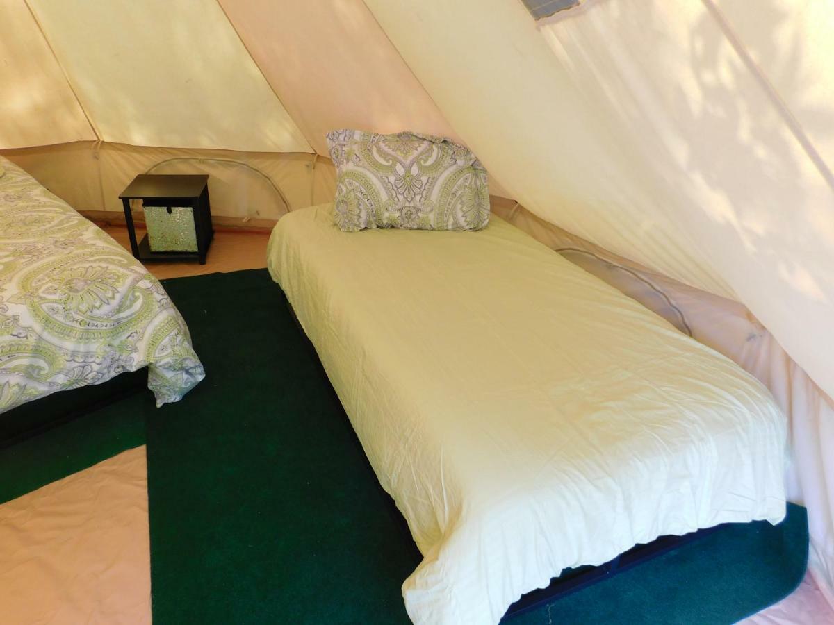 Готель Glampin' In Style-Брокен-Боу Екстер'єр фото